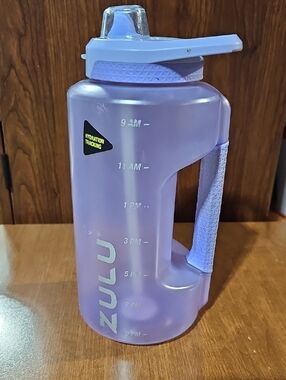 Ulu Lavender Sip Bottle with Flip Lid